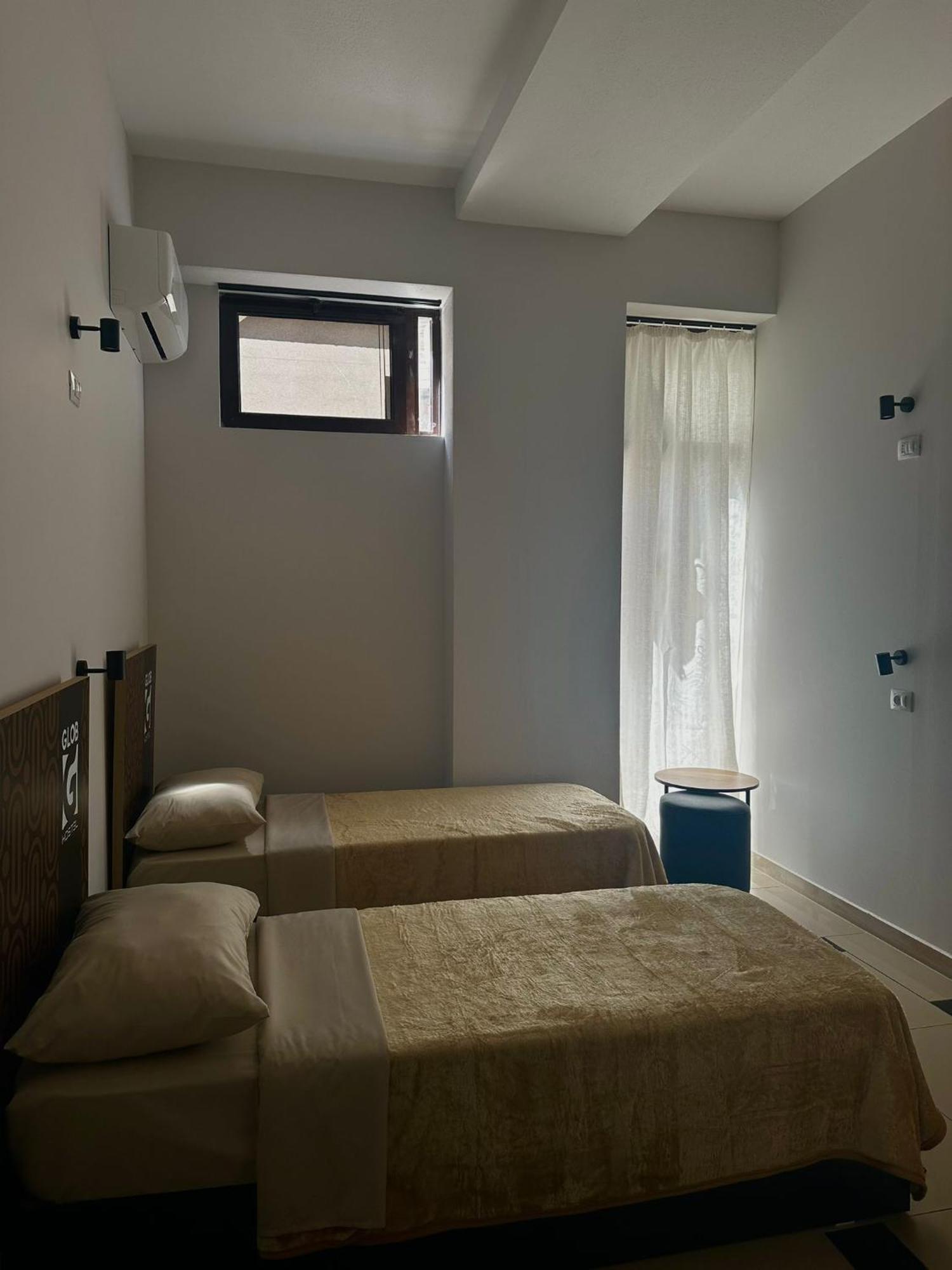 Budget Glob Hotel Shkoder Ngoại thất bức ảnh